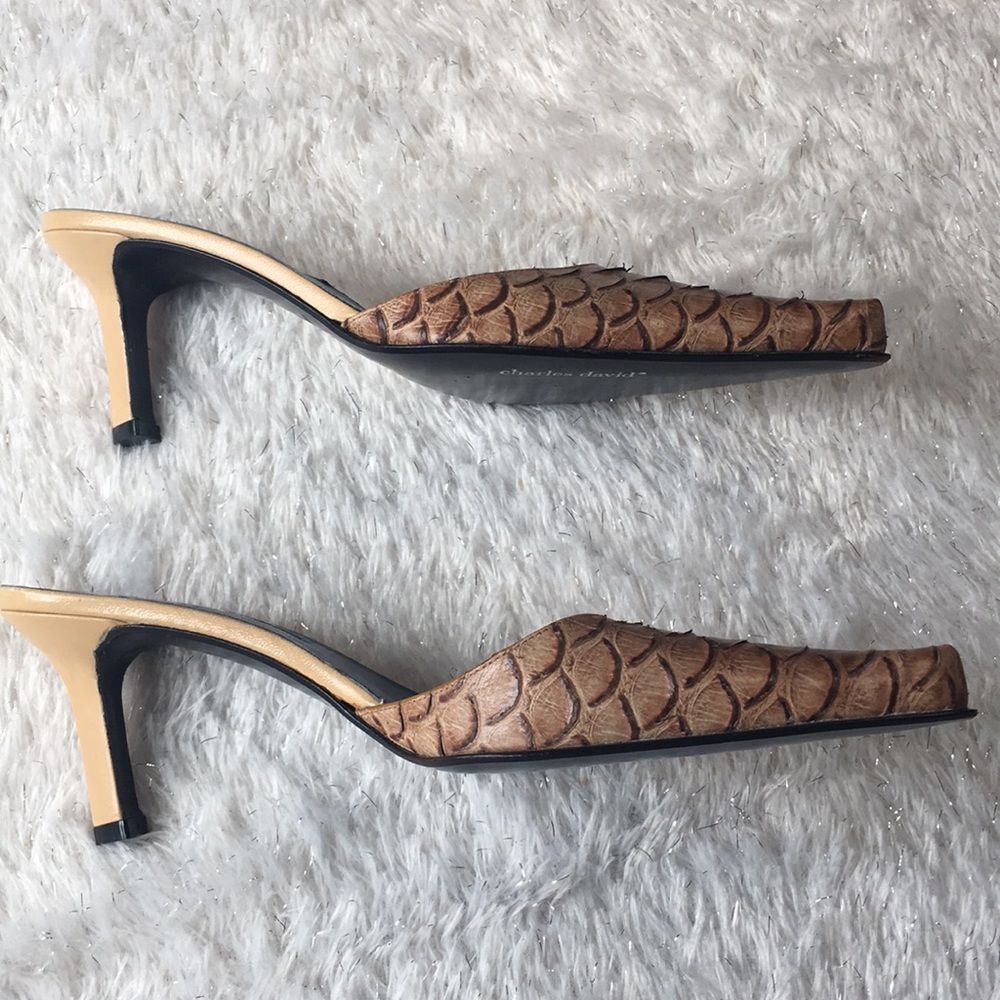 Vintage mule tan pointed toe reptile - Picture 10 of 12